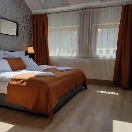 فندق مبيت وإفطار Indium Panzio إغير