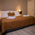 Indium Panzio Bed & Breakfast Eger