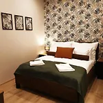 Indium Panzio Bed & Breakfast