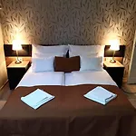 Bed & Breakfast Indium Panzio