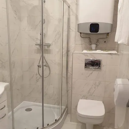 Bed & Breakfast Indium Panzio Eger