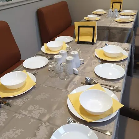 Indium Panzio Bed & Breakfast *