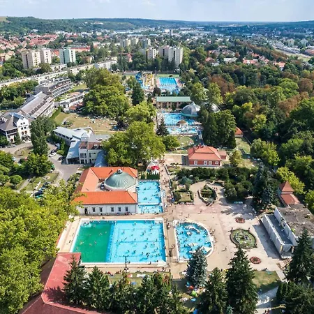 Bed & Breakfast Indium Panzio